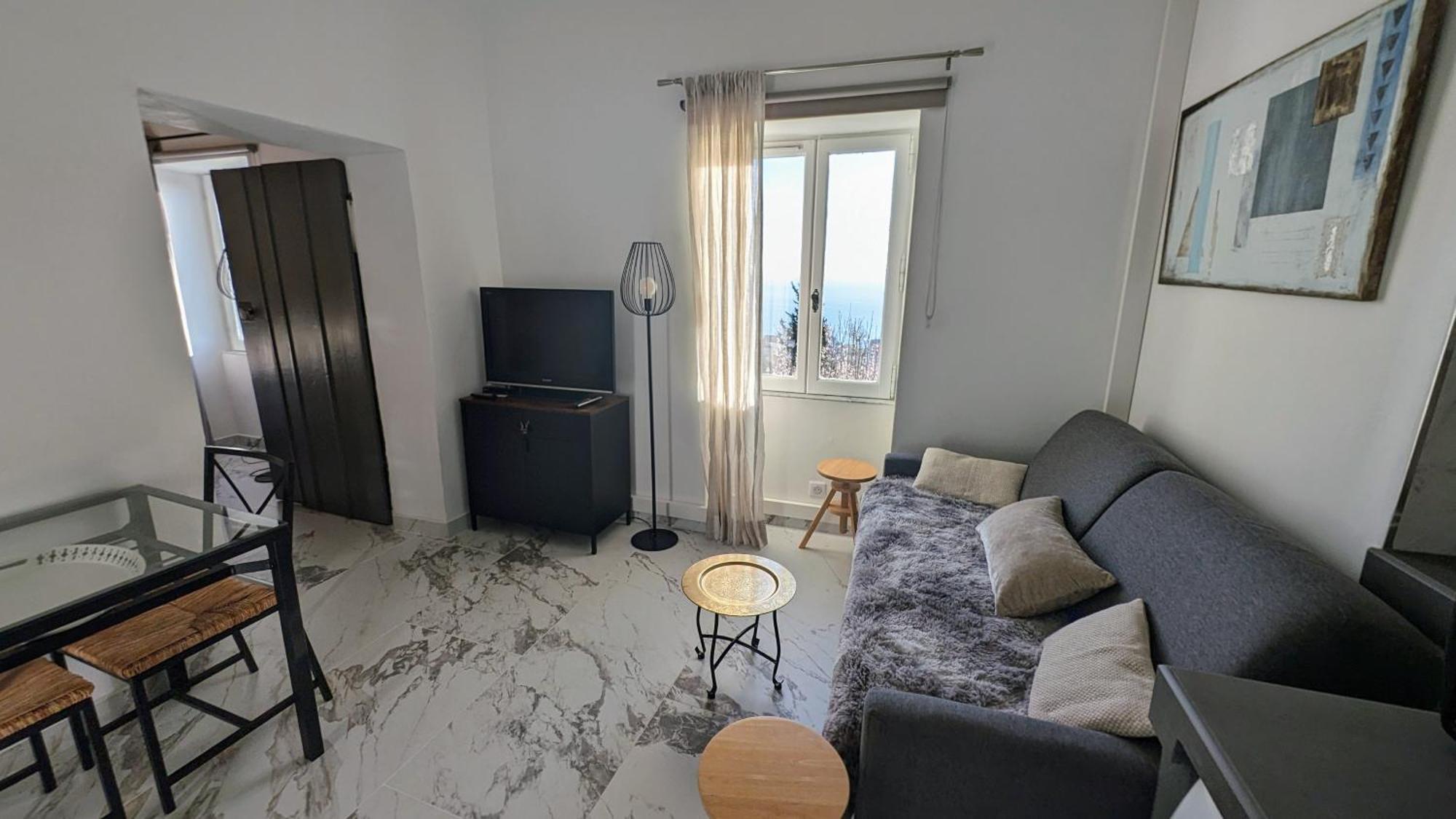 Le Mas D'Angeline, Vue Mer, Jardin Commun, Parking, Voiture Requise, 10 Min En Voiture De Monaco, Route Etroite, Pente Raide, Croisement Limite, Sea View, Shared Garden, Parking, Car Required, 10 Min Drive From Monaco, Narrow Steep Road, Limited Pass Beausoleil Exterior photo