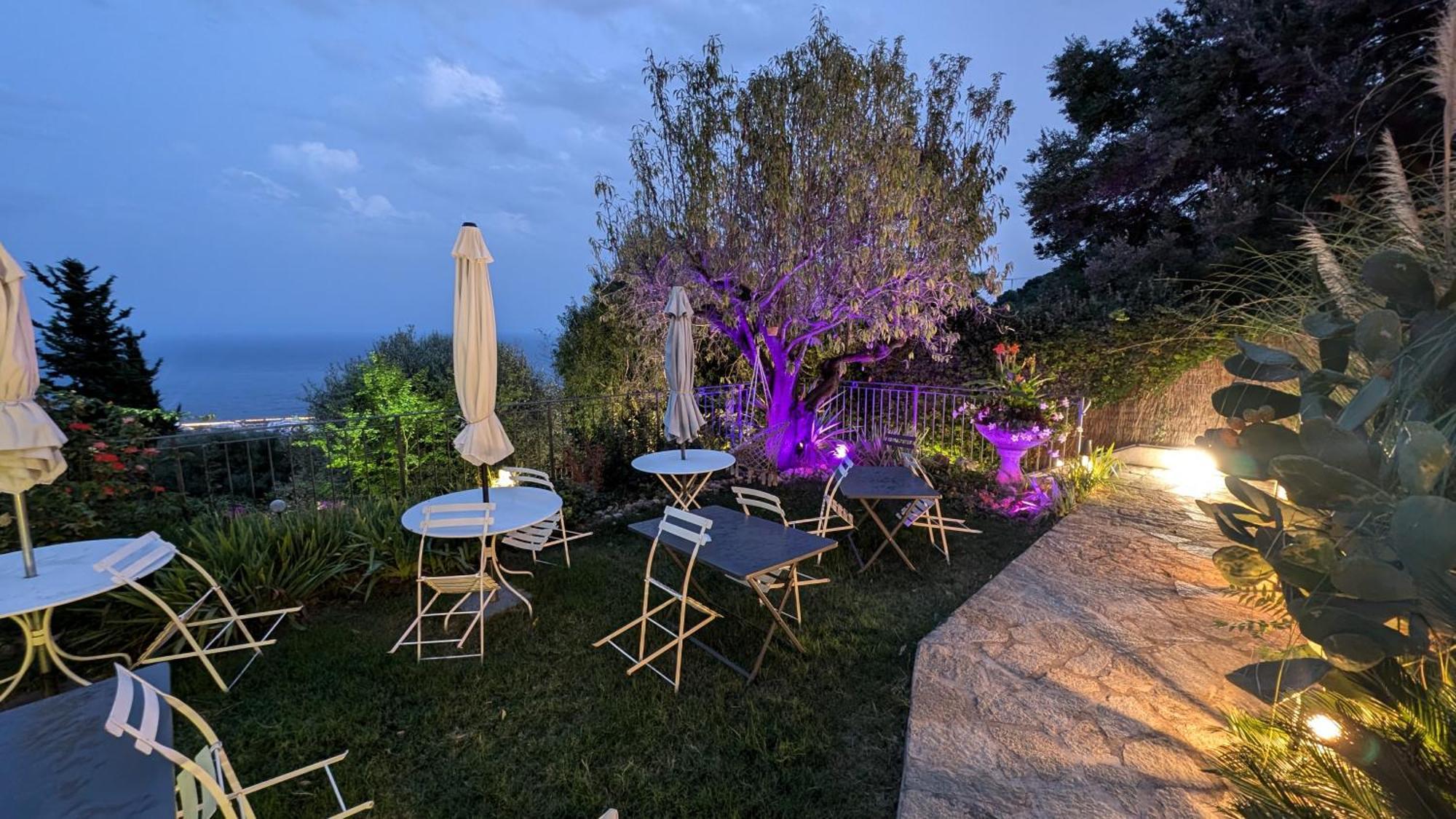 Le Mas D'Angeline, Vue Mer, Jardin Commun, Parking, Voiture Requise, 10 Min En Voiture De Monaco, Route Etroite, Pente Raide, Croisement Limite, Sea View, Shared Garden, Parking, Car Required, 10 Min Drive From Monaco, Narrow Steep Road, Limited Pass Beausoleil Exterior photo