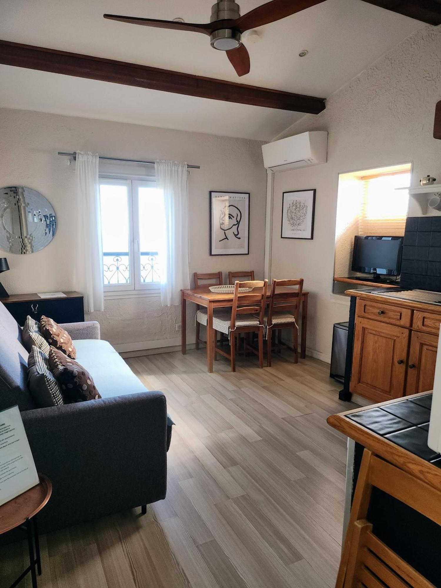 Le Mas D'Angeline, Vue Mer, Jardin Commun, Parking, Voiture Requise, 10 Min En Voiture De Monaco, Route Etroite, Pente Raide, Croisement Limite, Sea View, Shared Garden, Parking, Car Required, 10 Min Drive From Monaco, Narrow Steep Road, Limited Pass Beausoleil Exterior photo