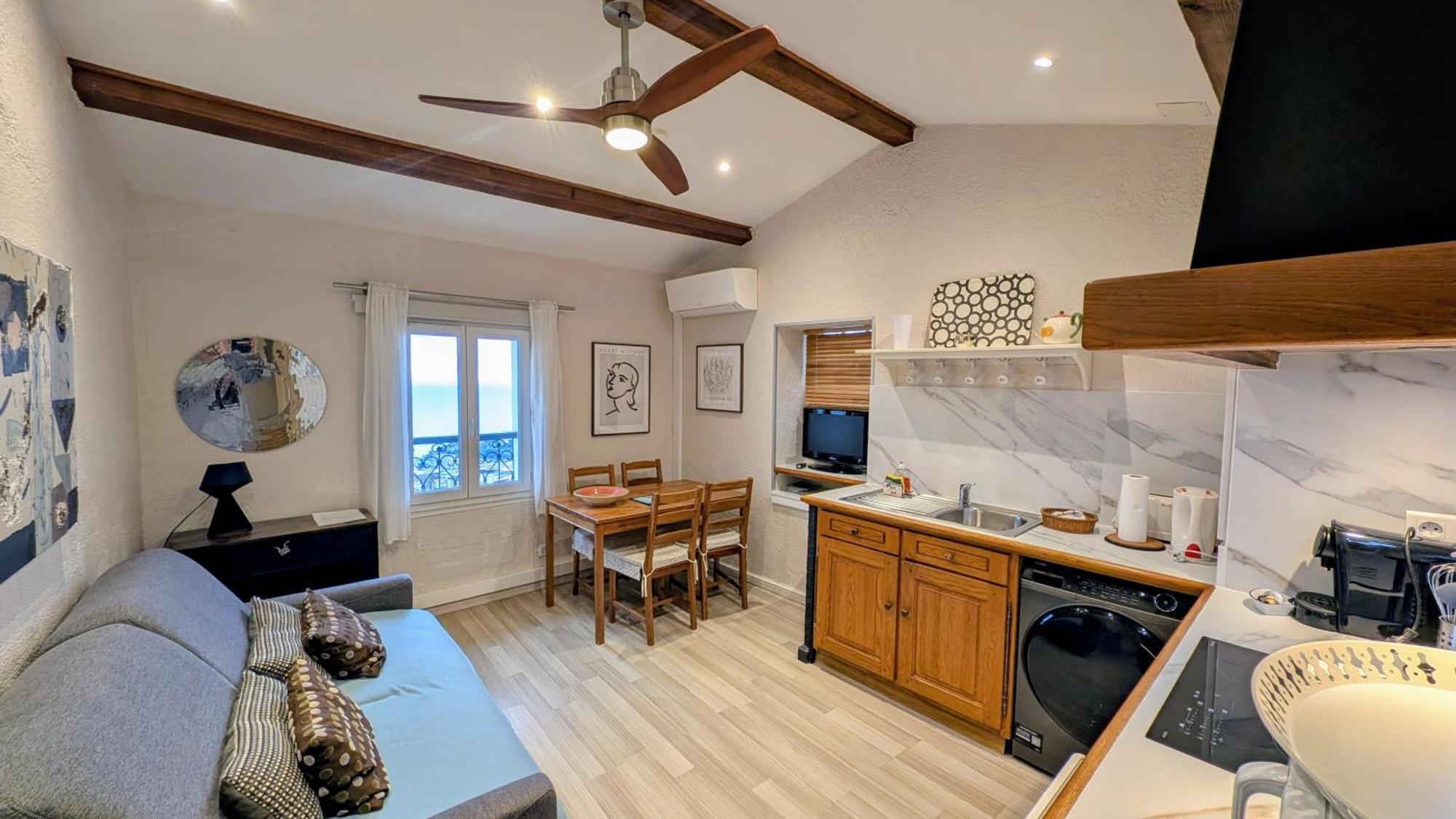 Le Mas D'Angeline, Vue Mer, Jardin Commun, Parking, Voiture Requise, 10 Min En Voiture De Monaco, Route Etroite, Pente Raide, Croisement Limite, Sea View, Shared Garden, Parking, Car Required, 10 Min Drive From Monaco, Narrow Steep Road, Limited Pass Beausoleil Exterior photo