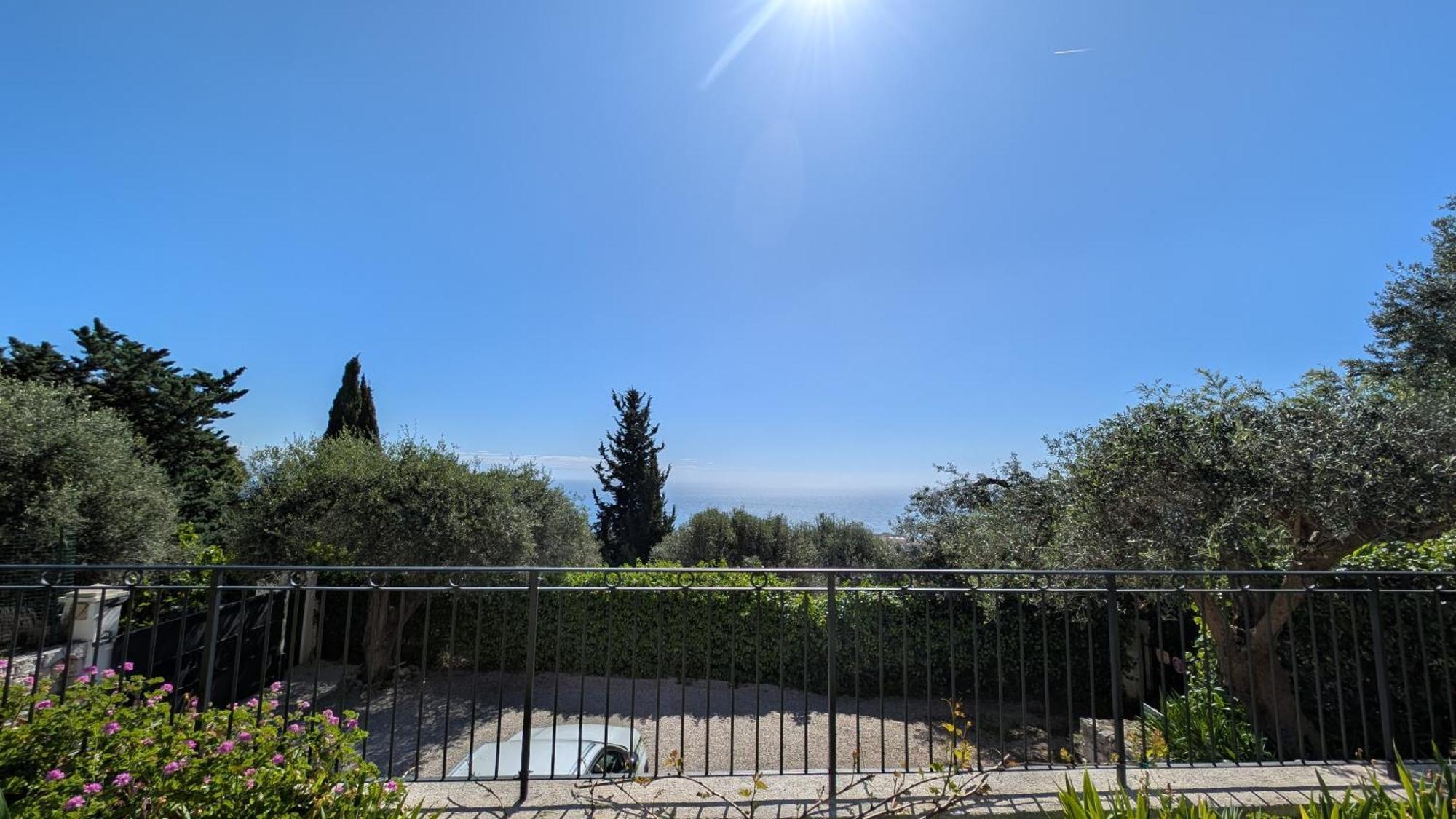 Le Mas D'Angeline, Vue Mer, Jardin Commun, Parking, Voiture Requise, 10 Min En Voiture De Monaco, Route Etroite, Pente Raide, Croisement Limite, Sea View, Shared Garden, Parking, Car Required, 10 Min Drive From Monaco, Narrow Steep Road, Limited Pass Beausoleil Exterior photo