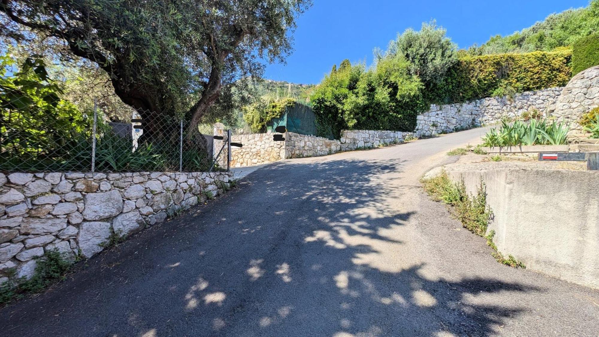 Le Mas D'Angeline, Vue Mer, Jardin Commun, Parking, Voiture Requise, 10 Min En Voiture De Monaco, Route Etroite, Pente Raide, Croisement Limite, Sea View, Shared Garden, Parking, Car Required, 10 Min Drive From Monaco, Narrow Steep Road, Limited Pass Beausoleil Exterior photo